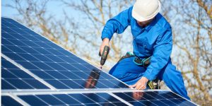 Installation Maintenance Panneaux Solaires Photovoltaïques à Tacoignieres